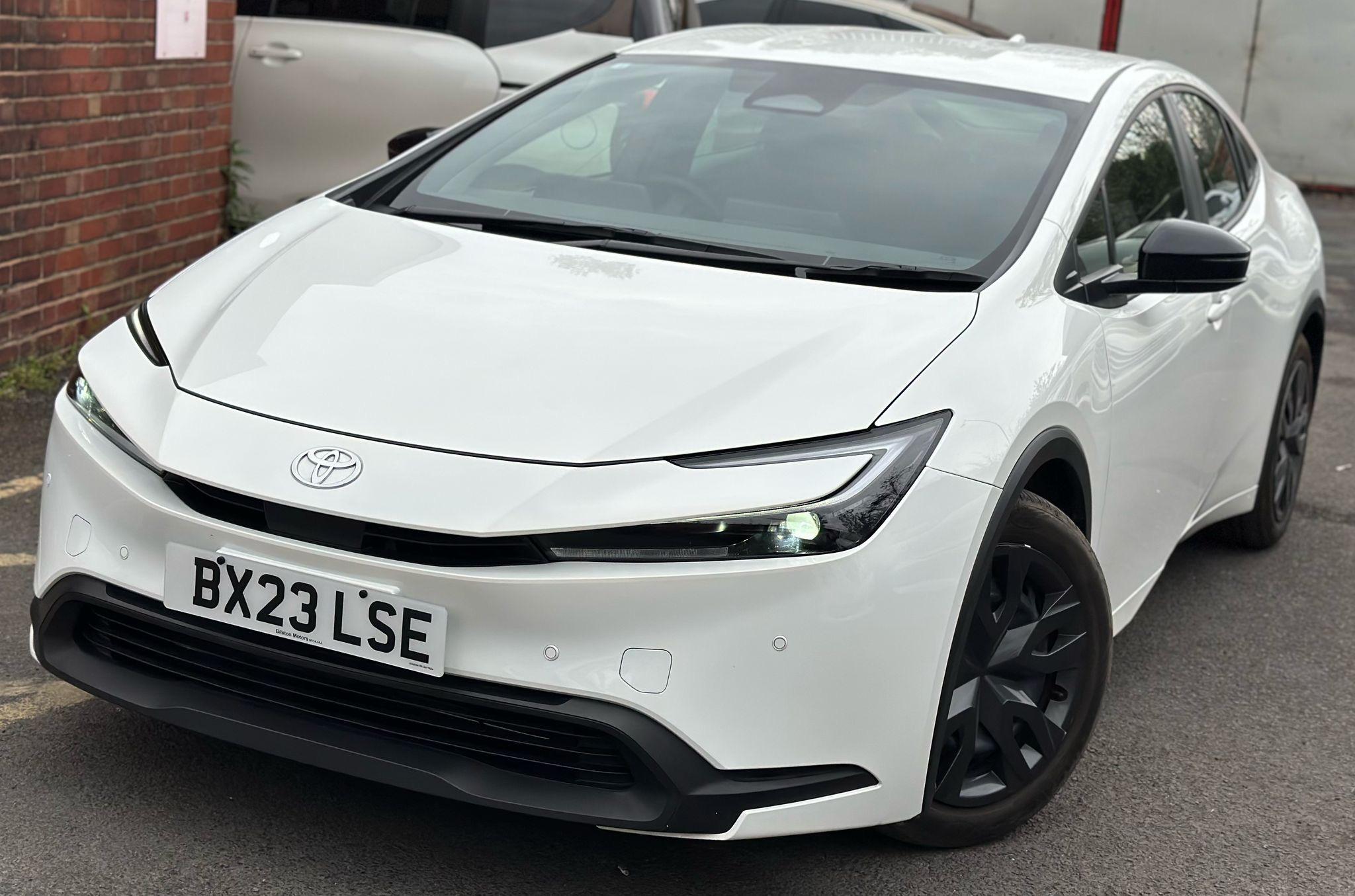 Toyota Prius - 1.8 VVhT Business Edition 5dr Image